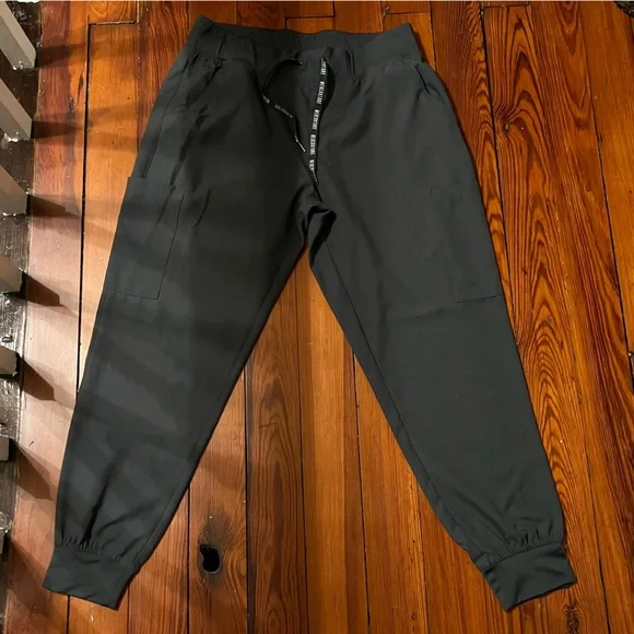 Insight Women's 6-Pocket Cargo Jogger Scrub Pants - Picture 5 of 6